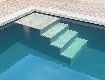 Trap In Helder Water